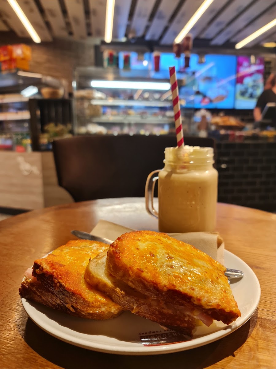 Insomnia Coffee Company - Sligo Quayside Shopping Centre-10